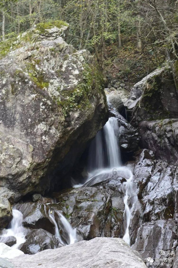 南京消防对地下商铺进行消防隐患排查整治